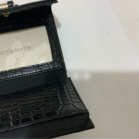 LIZ CLAIBORNE Croc Embossed Trifold Wallet Gold Hardware - Picture 6 of 7